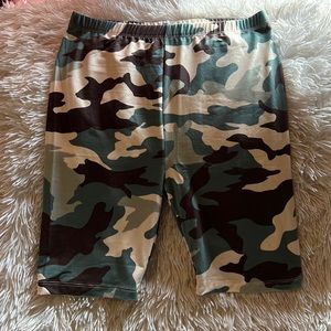 Bike shorts size L